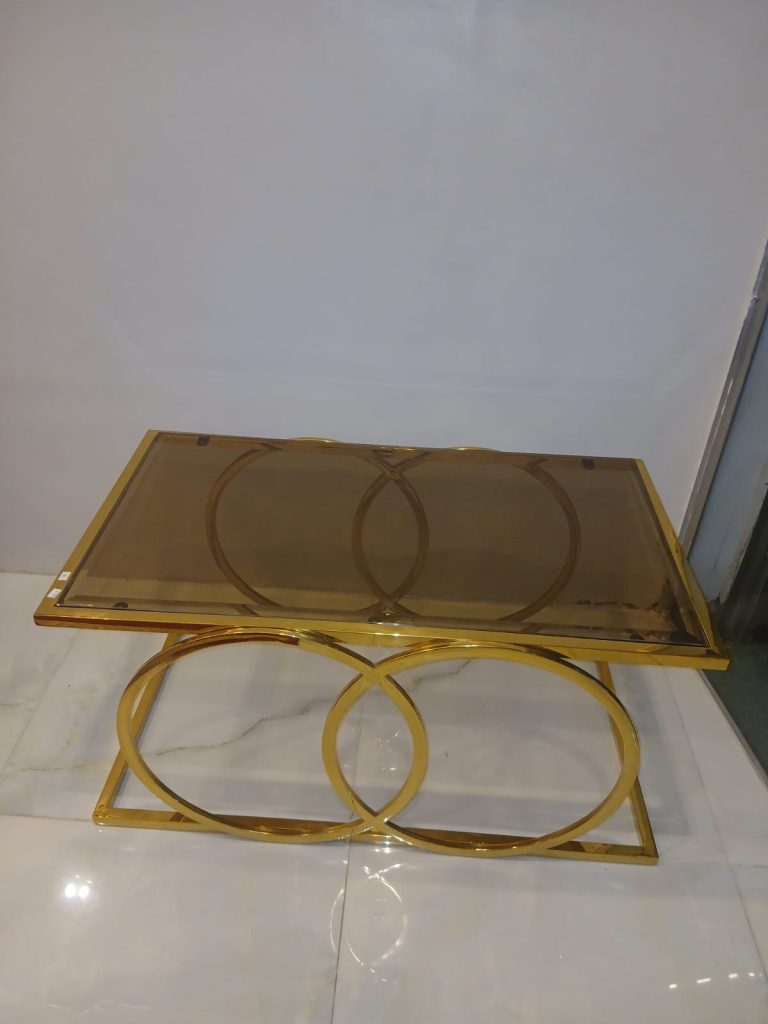 ترابيزة مستطيلة