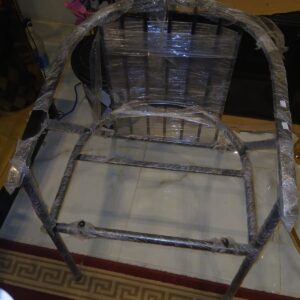 كرسي استانلس اسود