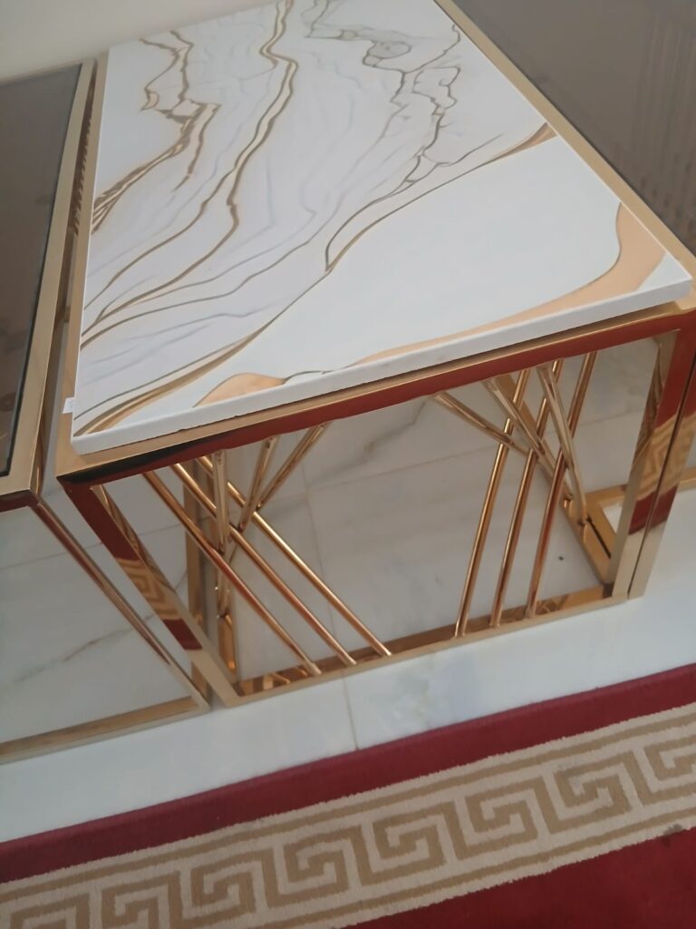 ترابيزة مستطيلة